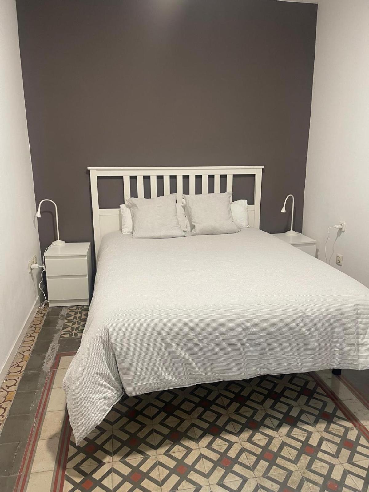 Urban Center Apartments Таррагона Номер фото